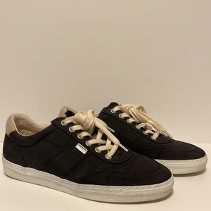 Frank and Oak Canadian sneakers, Men’s size 7, black and eggshell
